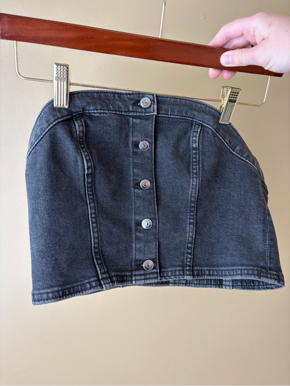 Women's Black Button-Front Denim Crop Top